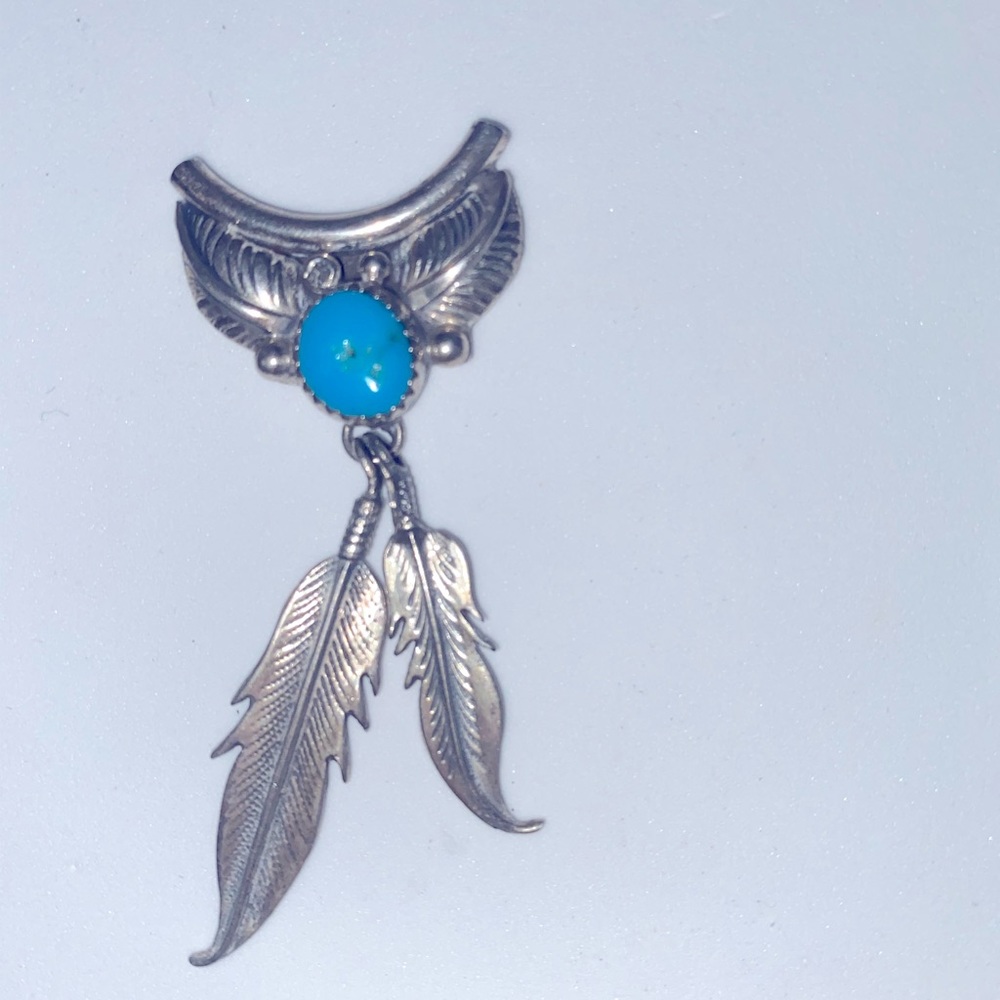 Vintage turquoise and sterling silver feather pendant with 2 feathers dangling